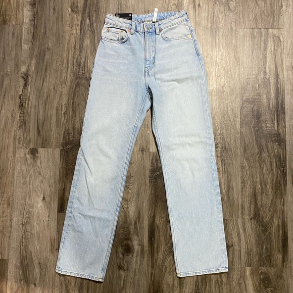 Weekday Voyage High Waist Comfort Straight Jeans - Picture 7 of 9